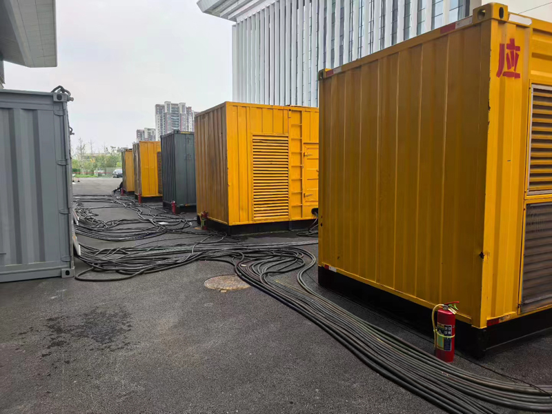 七台河不同季节柴油发电机组保养有哪些注意事项？