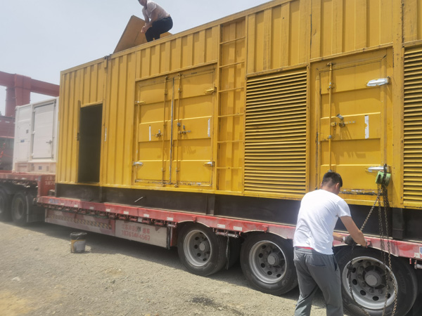 七台河除了负载情况和发动机维护，还有哪些因素会影响 200kw 柴油发电机的油耗？